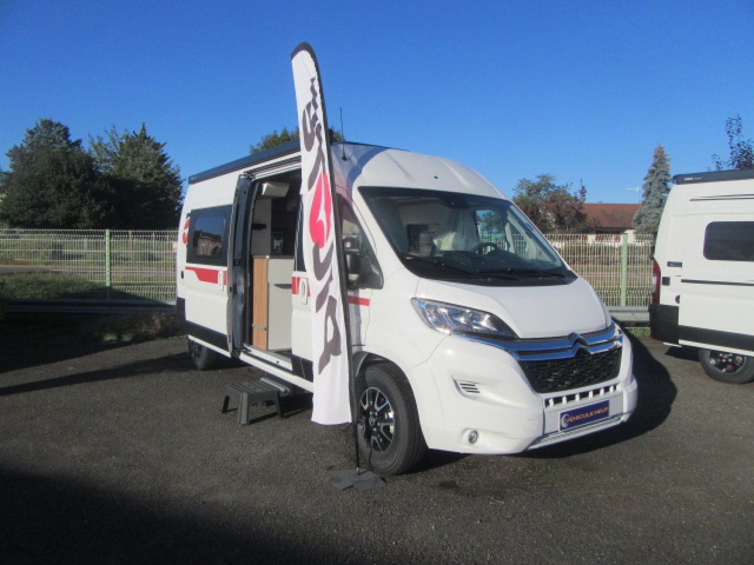 Antoine Caravanes et Camping Car - Pilote VAN 600 GX EDITION à 70 480 €