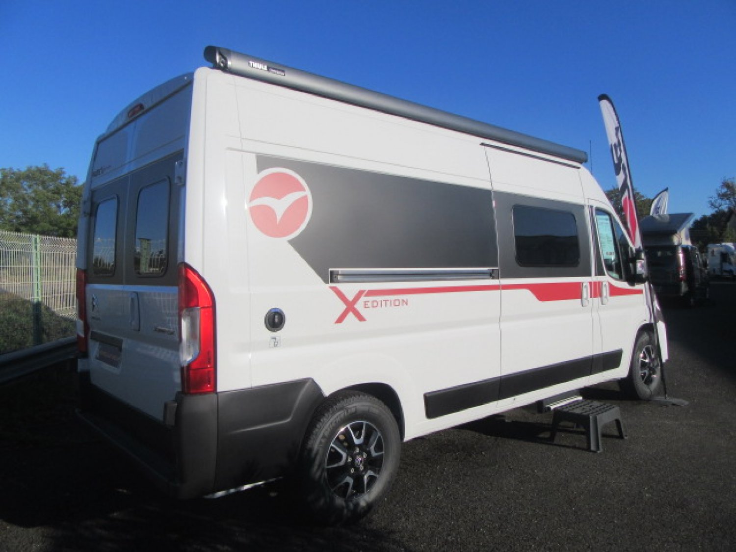 Antoine Caravanes et Camping Car VAN 600 GX EDITION Pilote