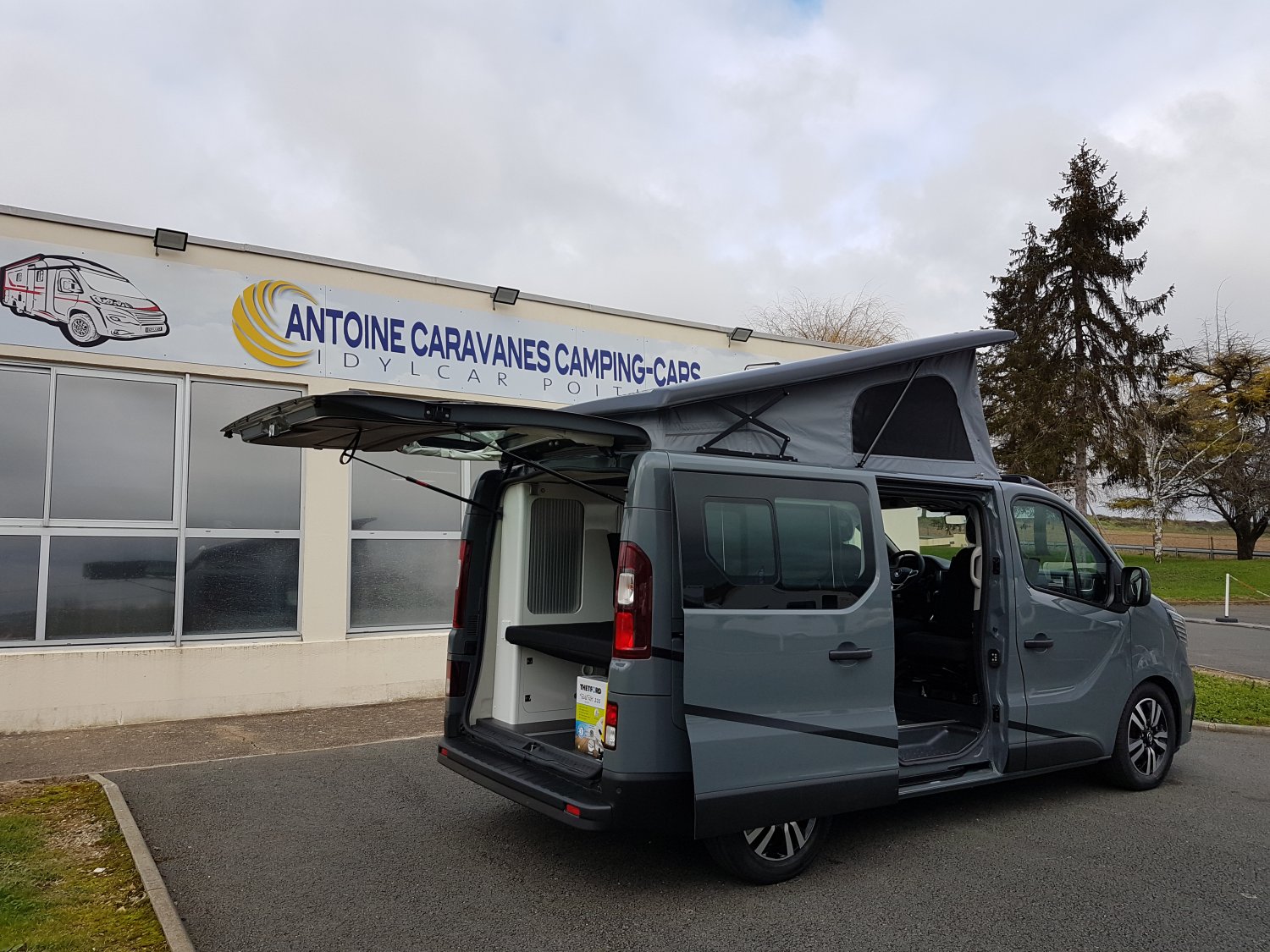 Antoine Caravanes et Camping Car - Adria ACTIVE PRO à 69 990€