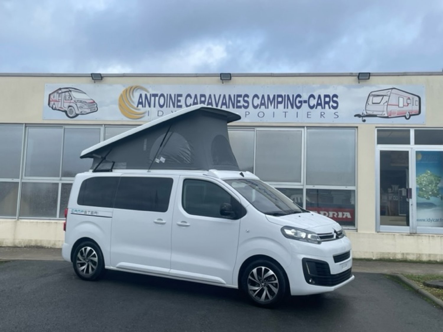 Antoine Caravanes et Camping Car - Possl CAMPSTER à 60 863€