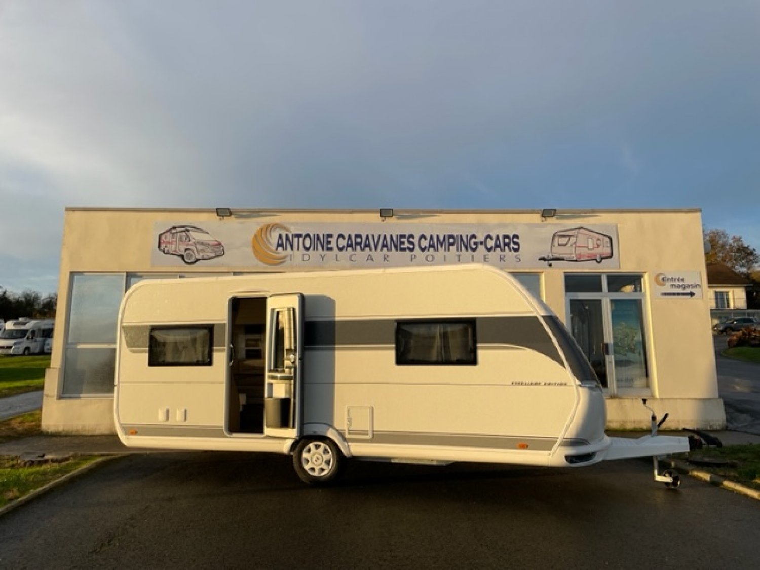 Antoine Caravanes et Camping Car - Hobby Excellent Edition 540 UFf à 34 398€