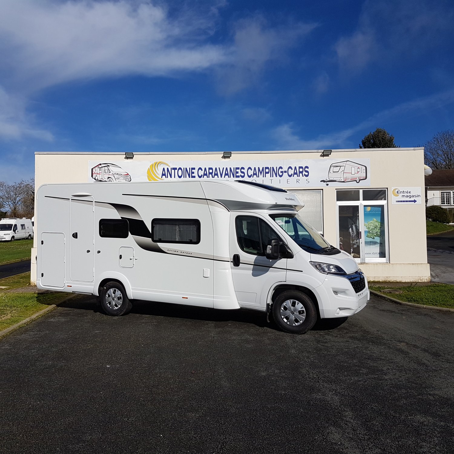 Antoine Caravanes et Camping Car - Hobby OPTIMA Ontour T65 HKM à 80 760€