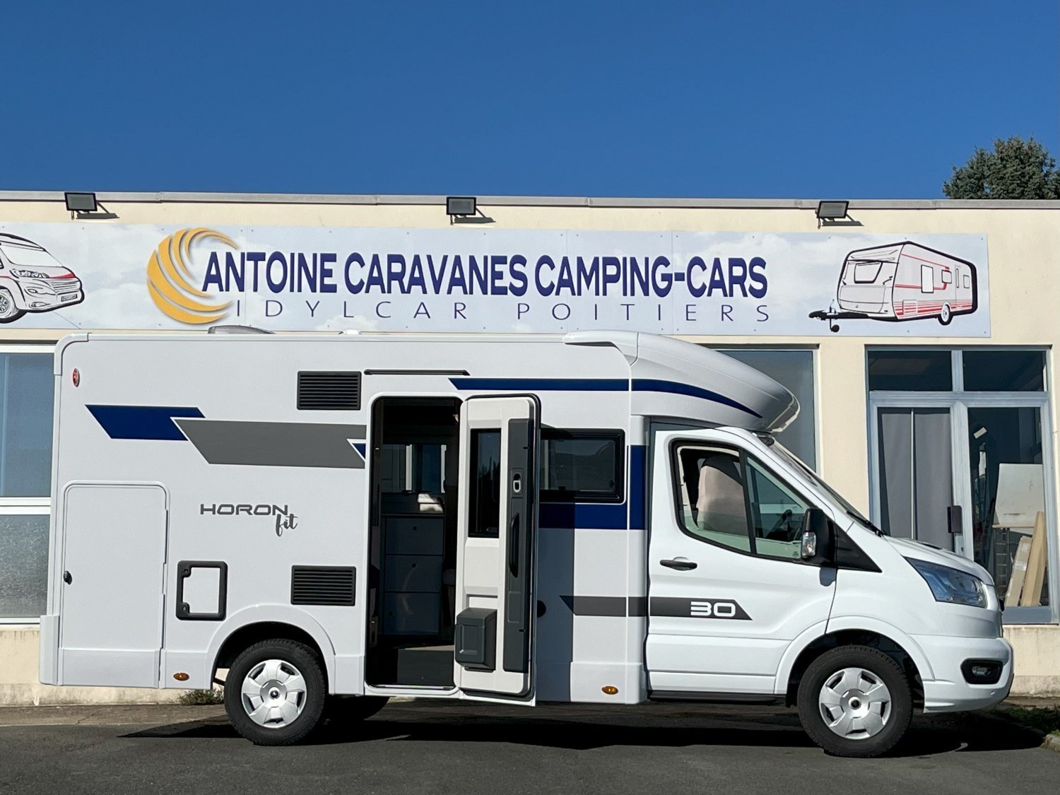 Antoine Caravanes et Camping Car - C.I. HORON FIT 30 XT à 65 410 €