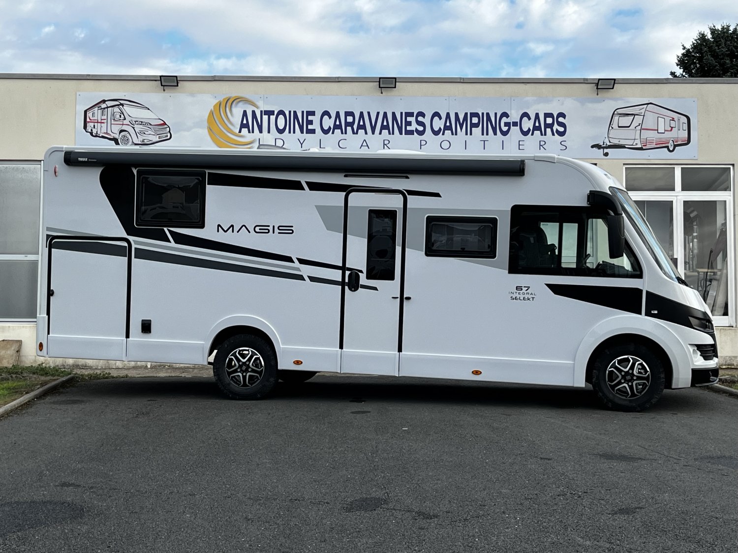 Antoine Caravanes et Camping Car - C.I. MAGIS 67 à 93 205€€