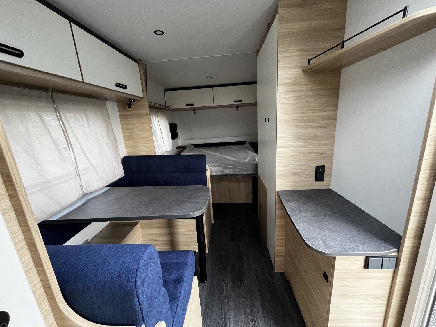 Antoine Caravanes et Camping Car EASY 460 CP Sterckeman