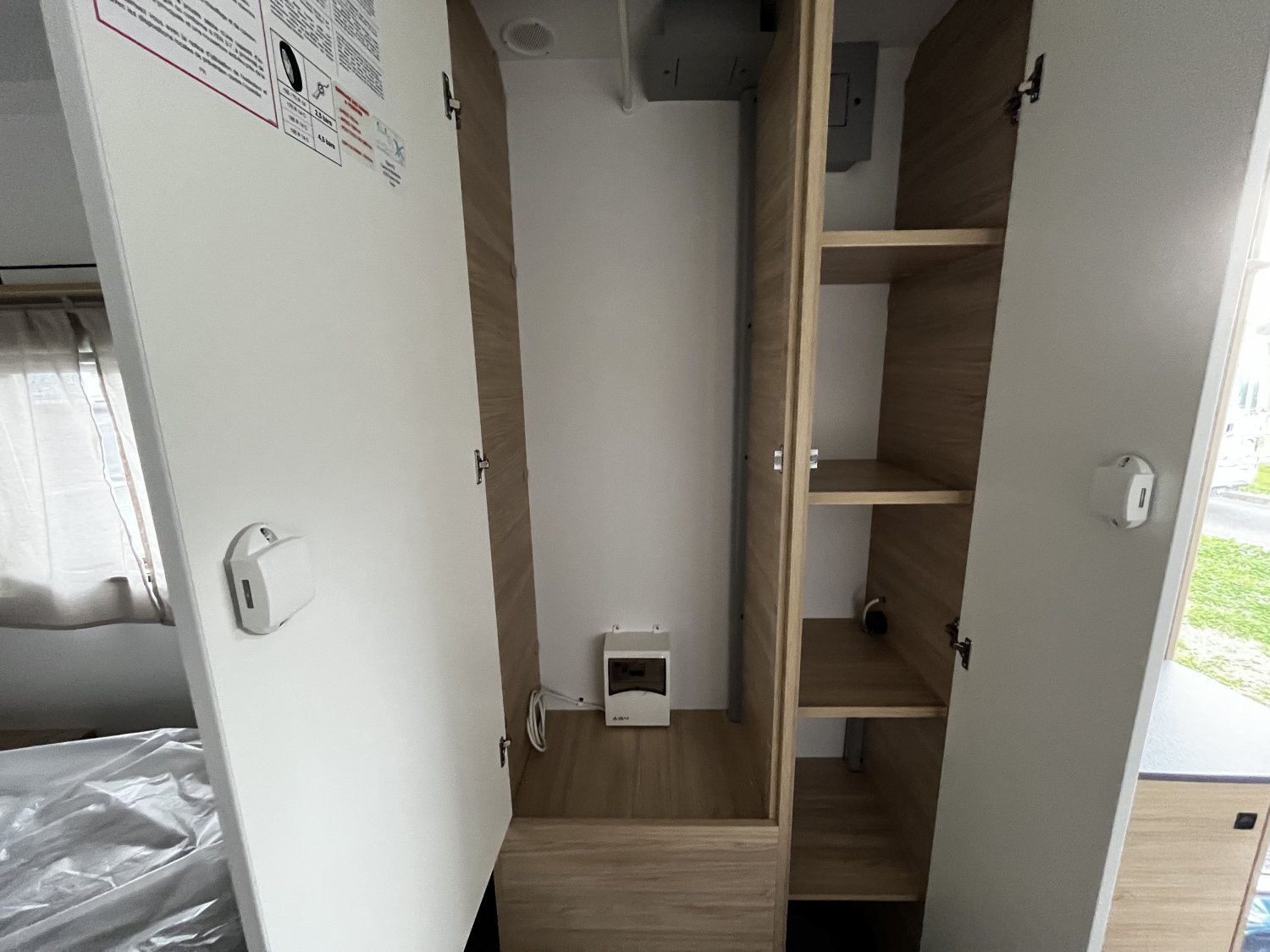 Antoine Caravanes et Camping Car EASY 460 CP Sterckeman