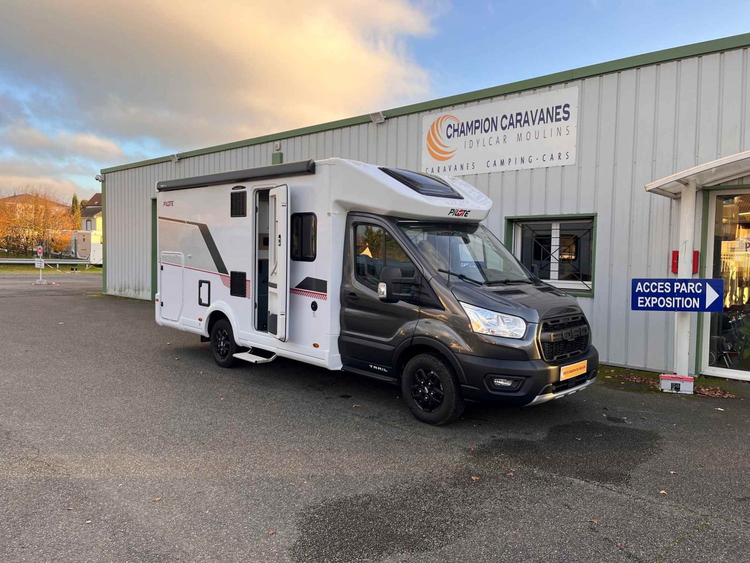 Antoine Caravanes et Camping Car - Pilote PILOTE ATLAS 696 G à 69 900 €