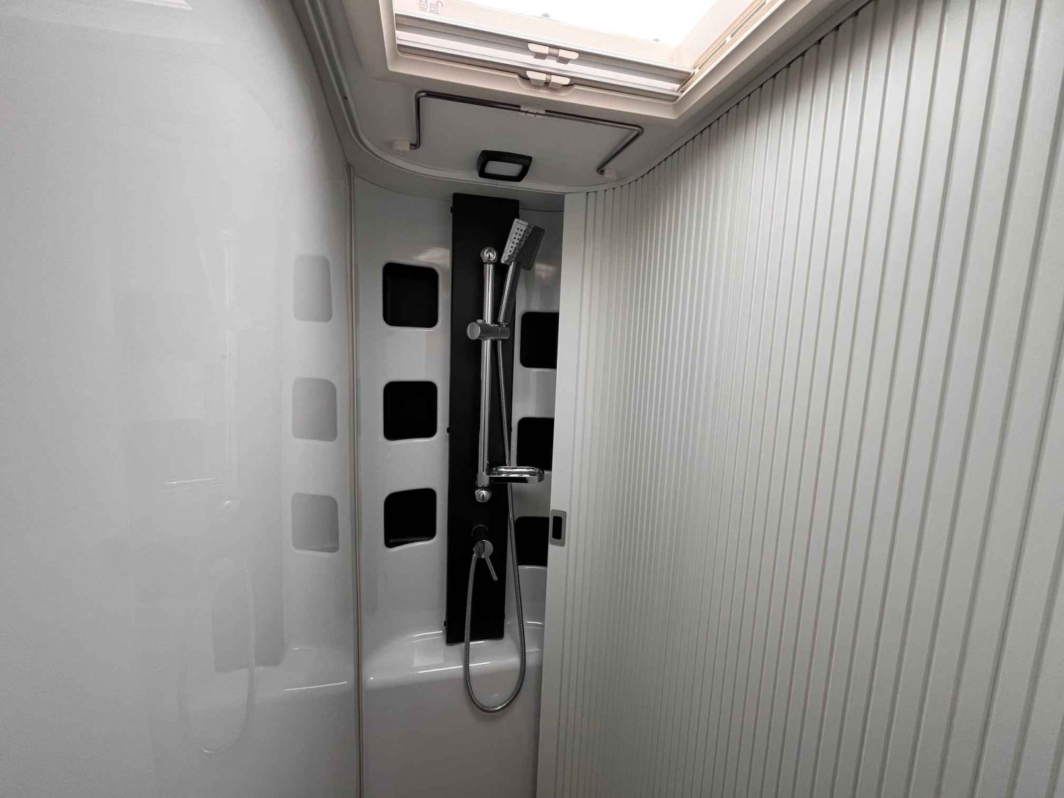 Antoine Caravanes et Camping Car CHALLENGER X150 OPEN EDITION Challenger