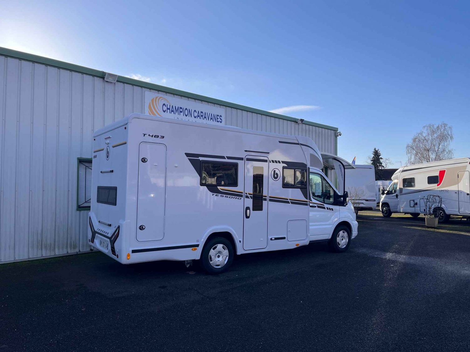 Antoine Caravanes et Camping Car BENIMAR TESSORO 483 Benimar