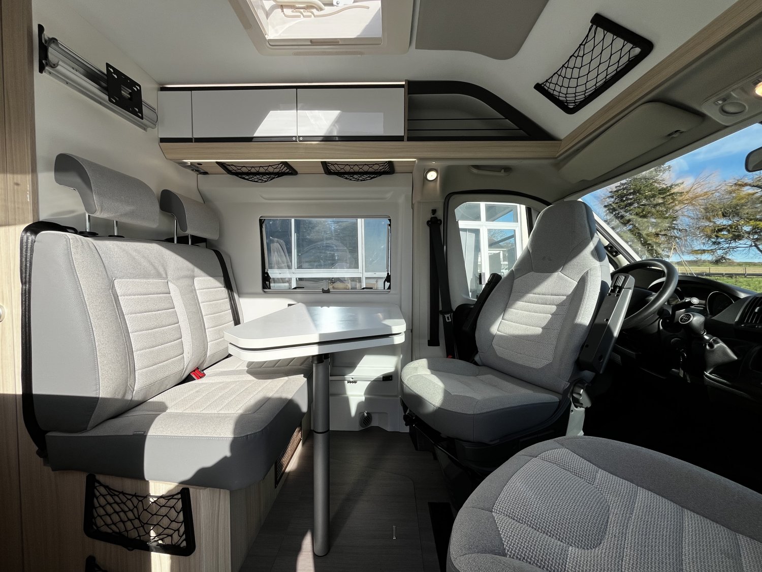 Antoine Caravanes et Camping Car TWIN 600 SP FAMILY Adria