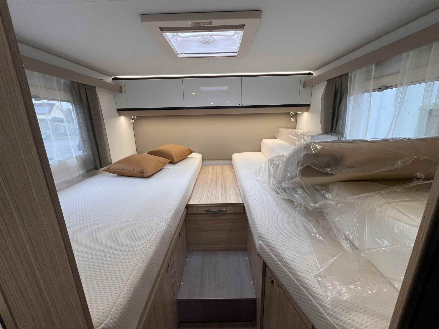 Antoine Caravanes et Camping Car COMPACT DL Adria