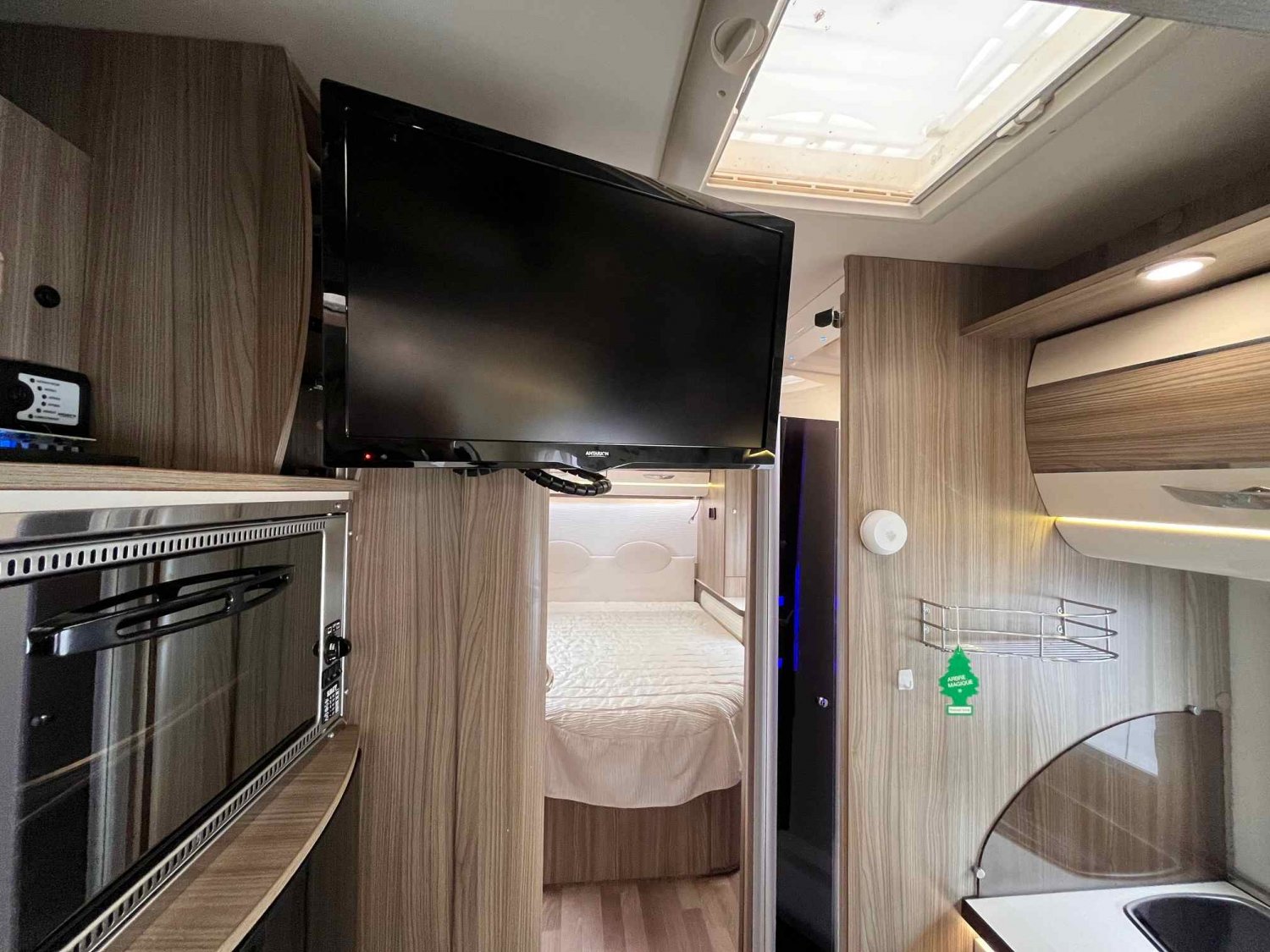 Antoine Caravanes et Camping Car 720 LC PRIVILEGE Autostar