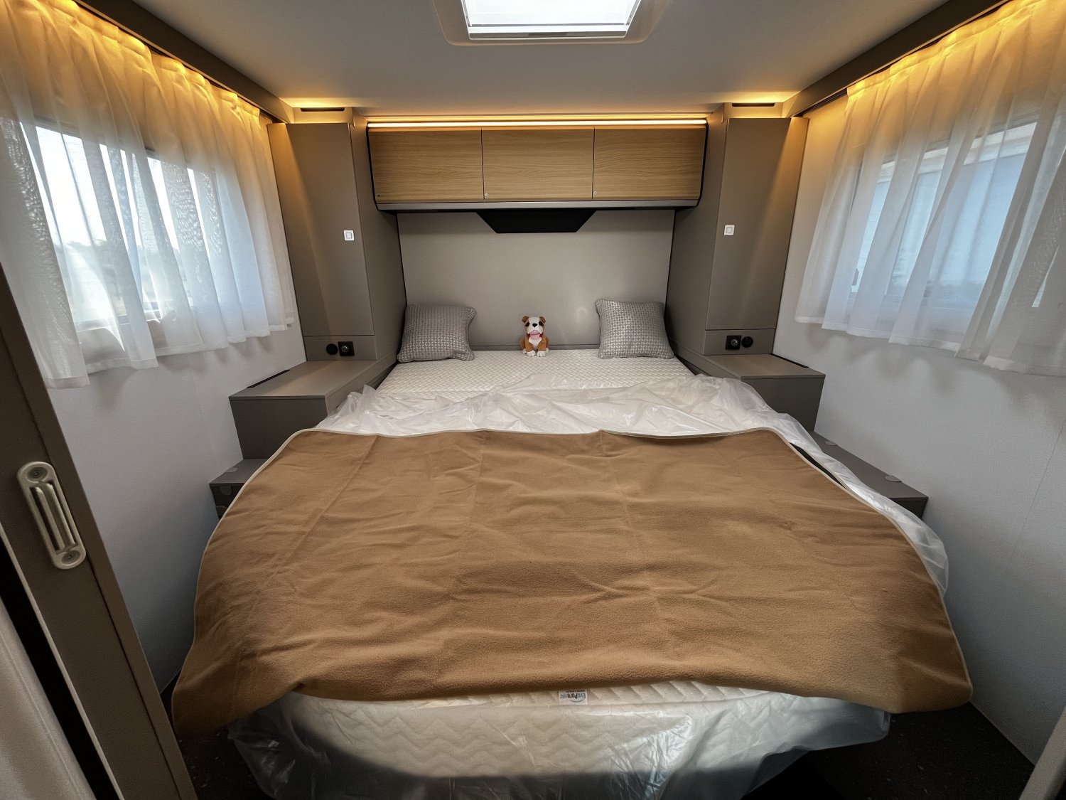 Antoine Caravanes et Camping Car COMPACT DC Adria