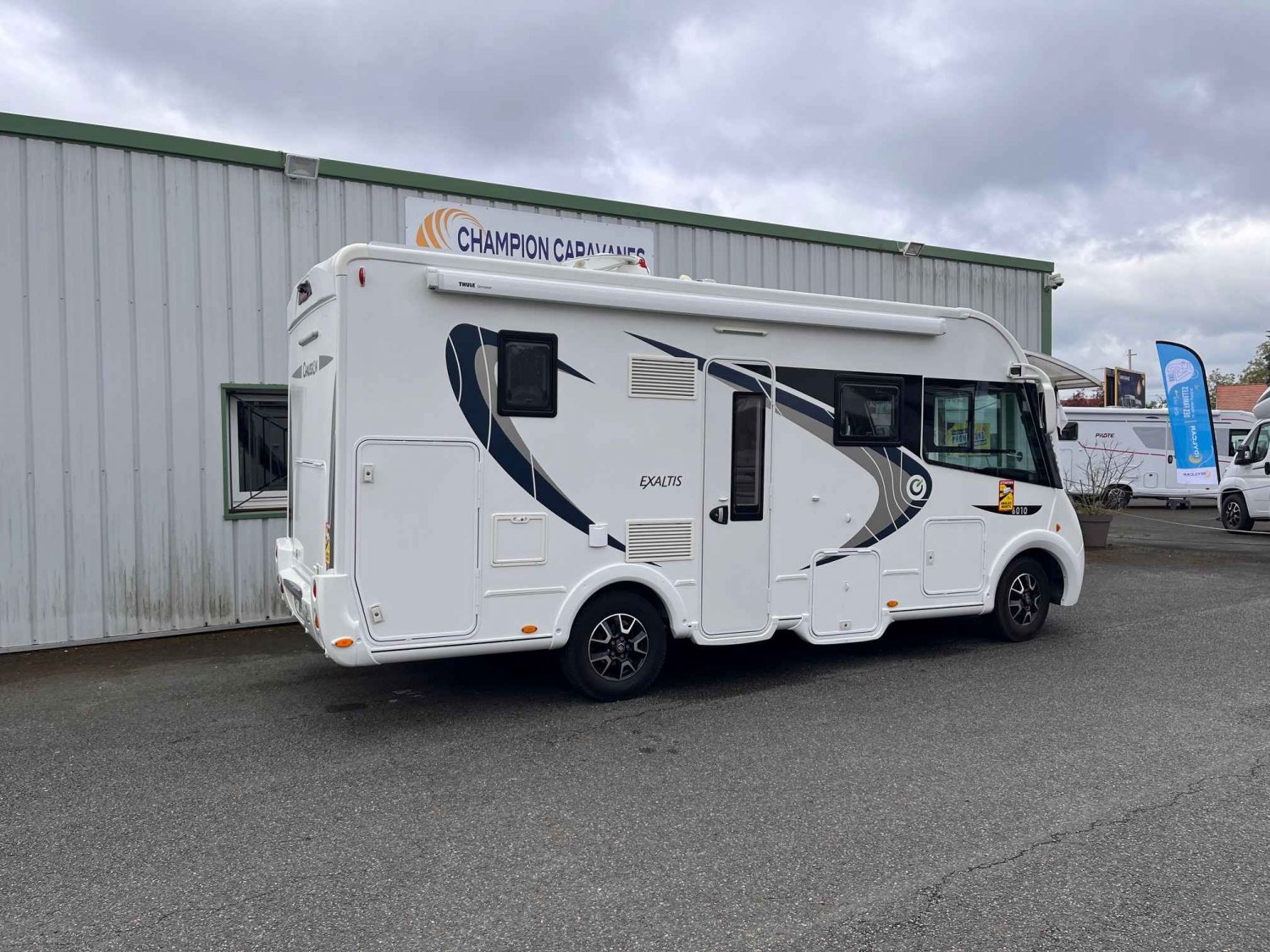 Antoine Caravanes et Camping Car CHAUSSON 6010 EXALTIS Chausson
