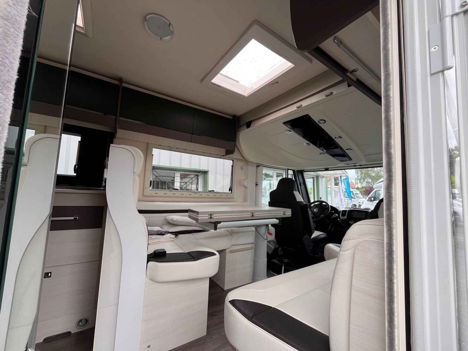Antoine Caravanes et Camping Car CHAUSSON 6010 EXALTIS Chausson