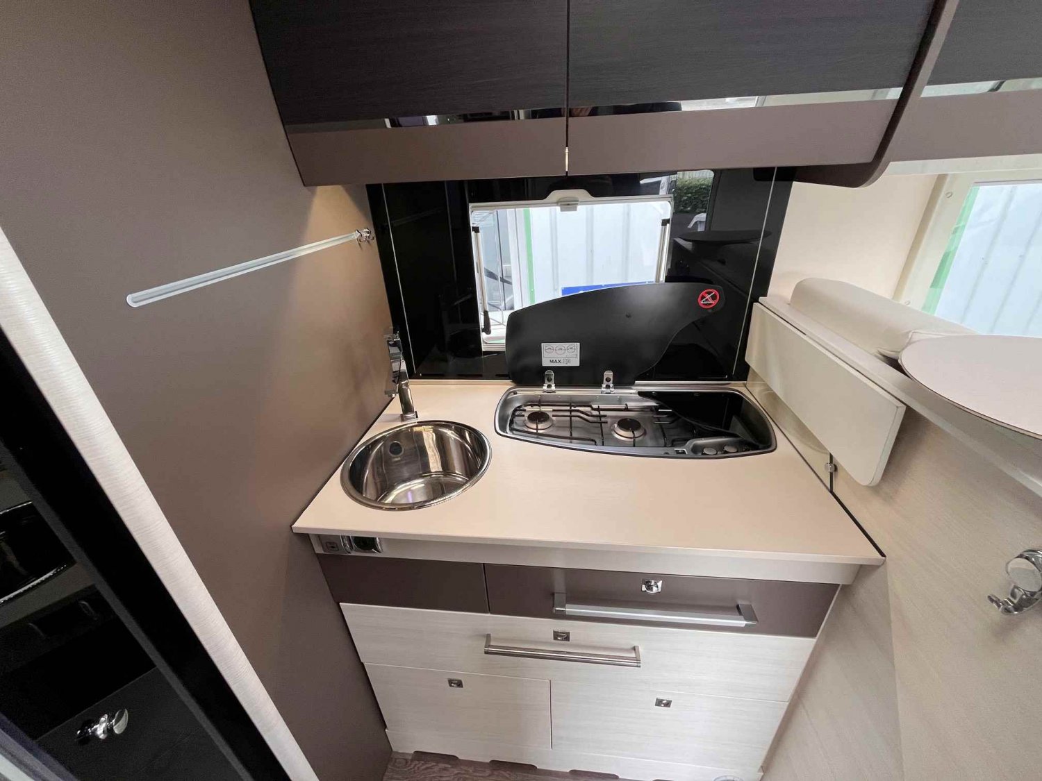 Antoine Caravanes et Camping Car CHAUSSON 6010 EXALTIS Chausson