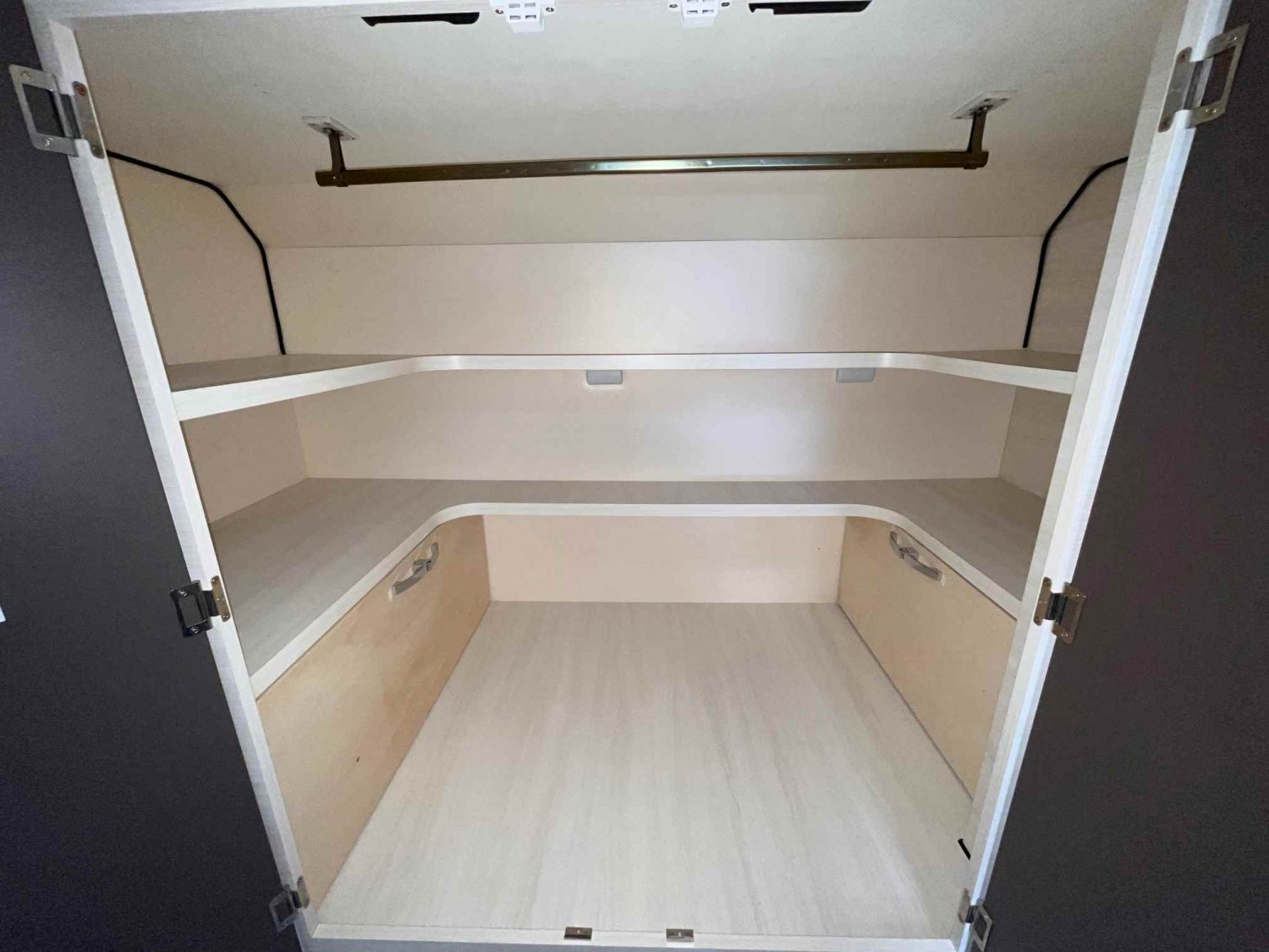 Antoine Caravanes et Camping Car CHAUSSON 6010 EXALTIS Chausson