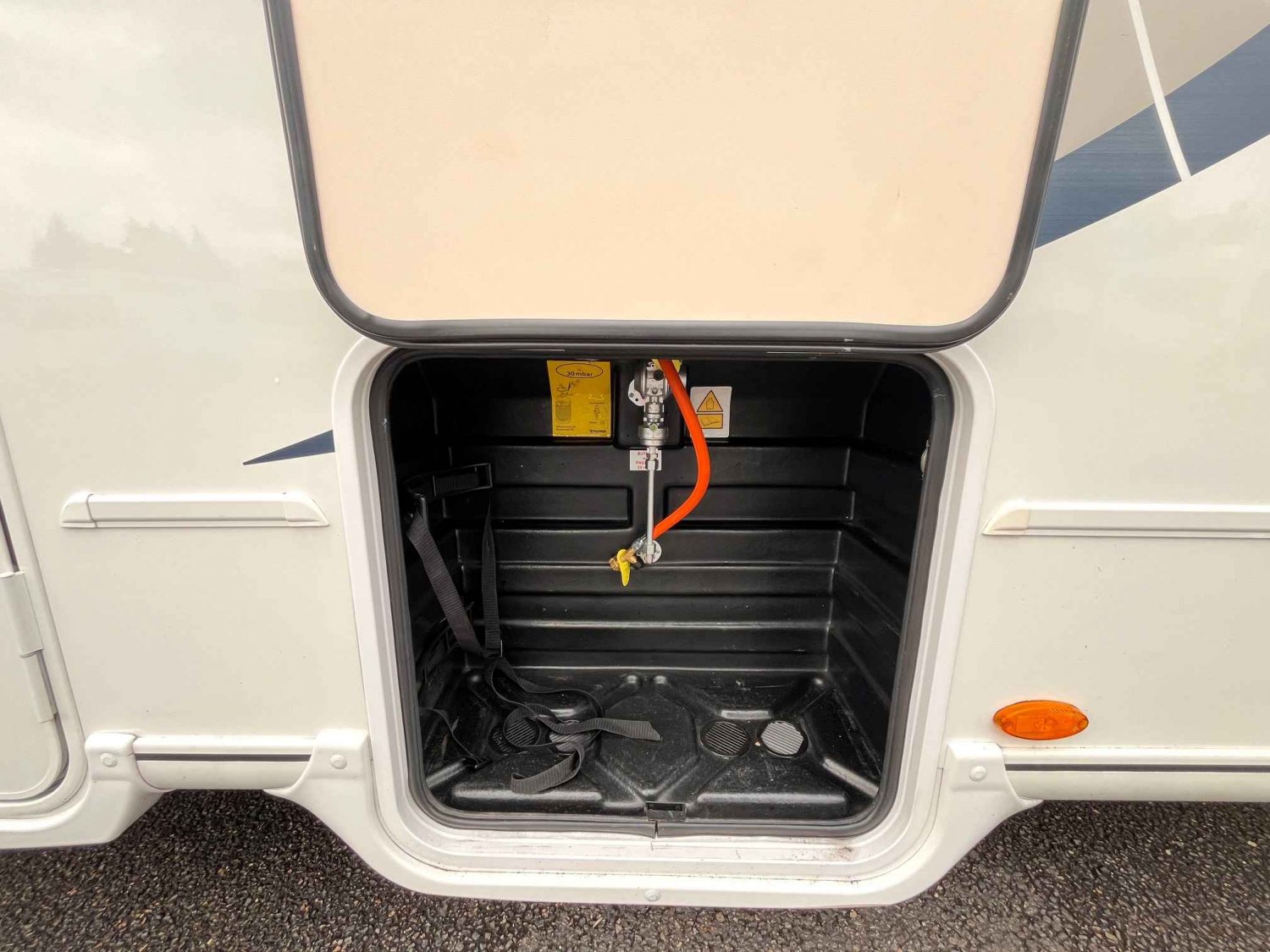 Antoine Caravanes et Camping Car CHAUSSON 6010 EXALTIS Chausson
