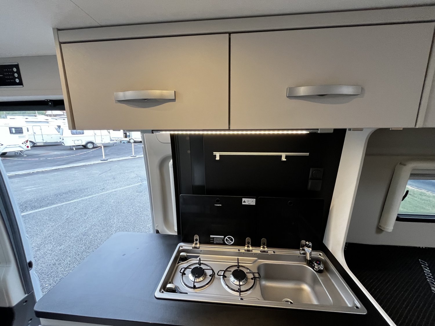 Antoine Caravanes et Camping Car FULL 600 3C Cartier / Brisebras