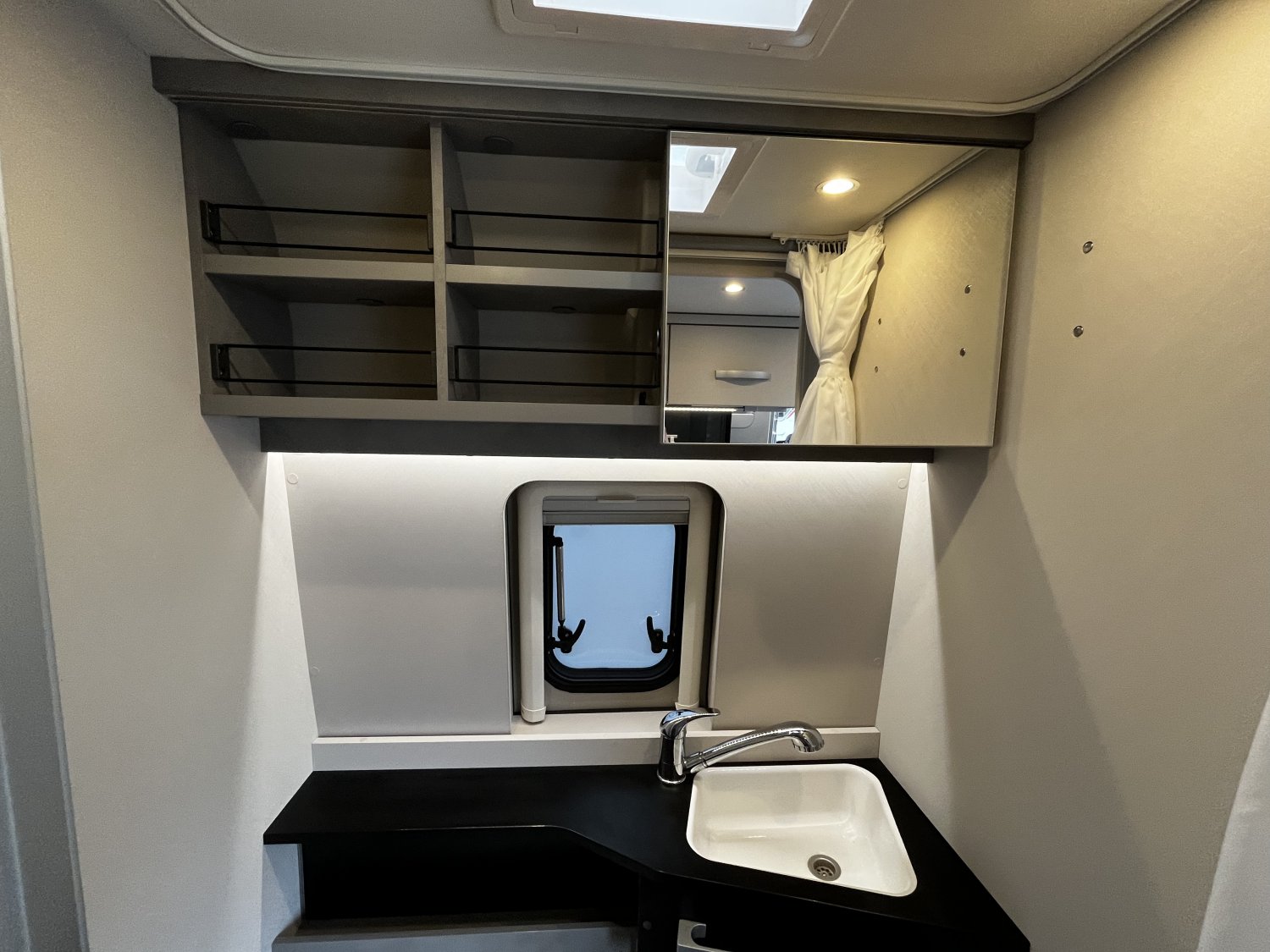 Antoine Caravanes et Camping Car FULL 600 3C Cartier / Brisebras