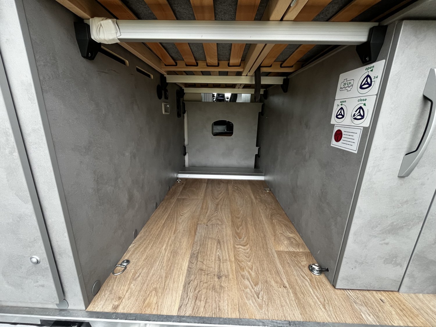Antoine Caravanes et Camping Car FULL 600 3C Cartier / Brisebras
