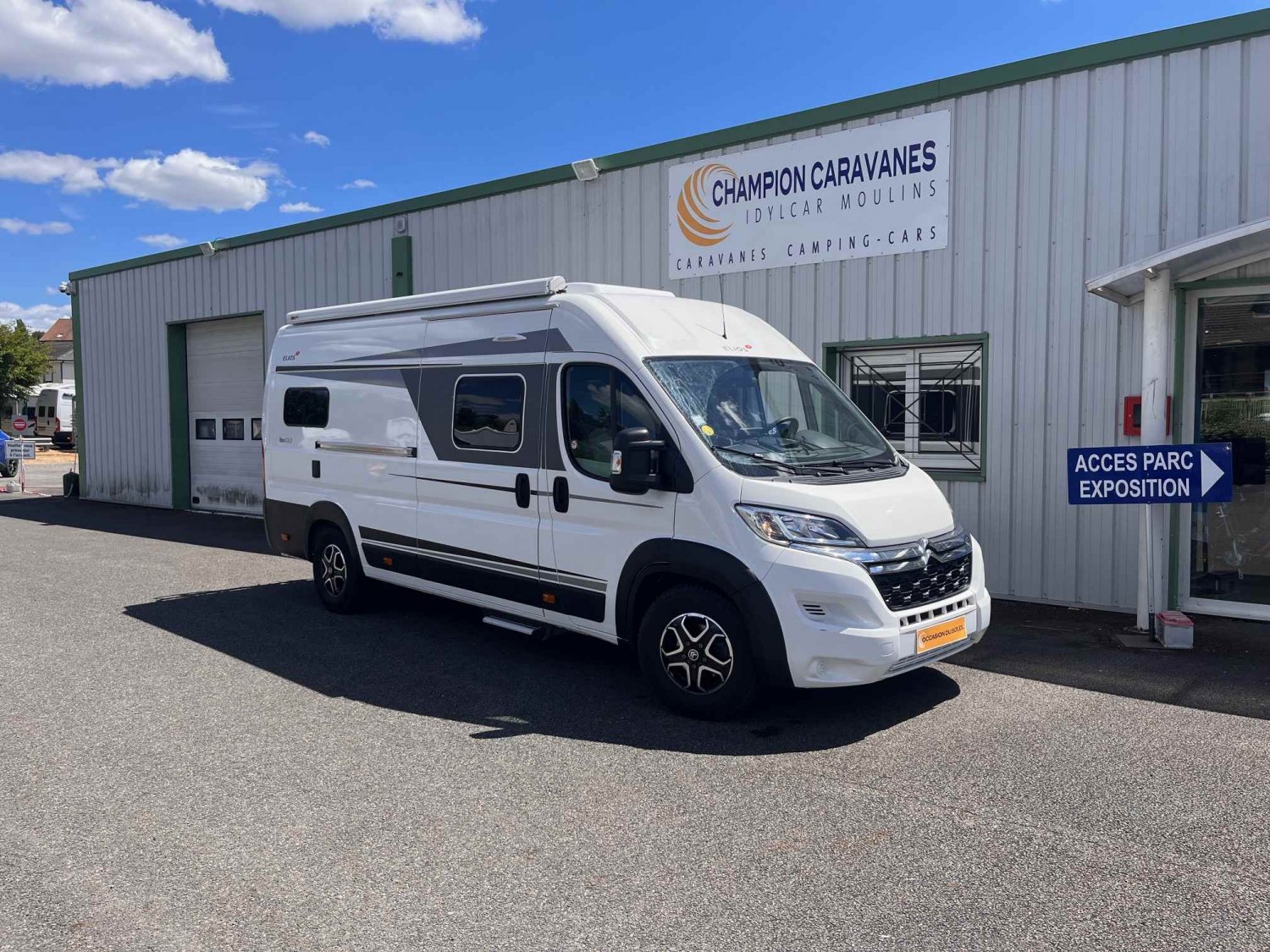 Antoine Caravanes et Camping Car - Elios ELIOS 63 LB à 58 728 &euro;