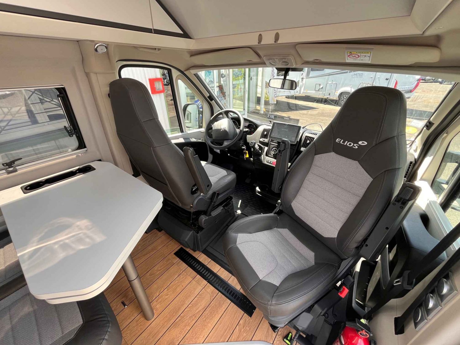 Antoine Caravanes et Camping Car ELIOS 63 LB Elios