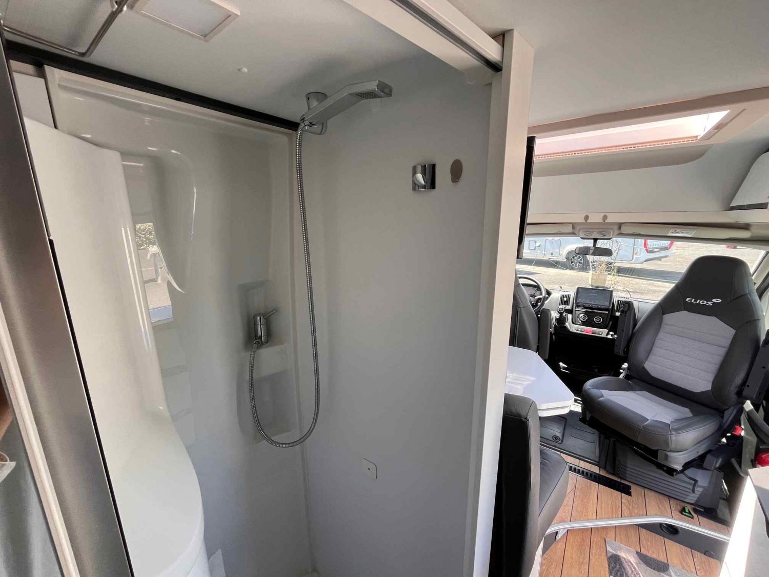 Antoine Caravanes et Camping Car ELIOS 63 LB Elios