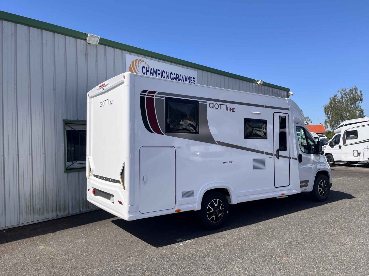 Antoine Caravanes et Camping Car GIOTTI LINE COMPACT CX66 Giottiline
