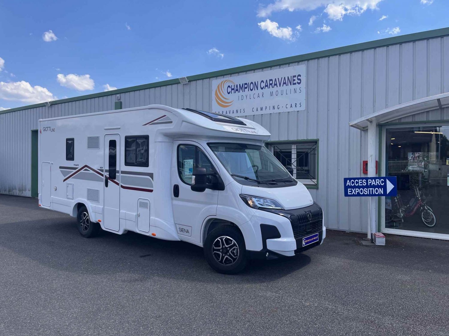 Antoine Caravanes et Camping Car - Giottiline GIOTTI LINE SIENA 396 à 68 600 &euro;