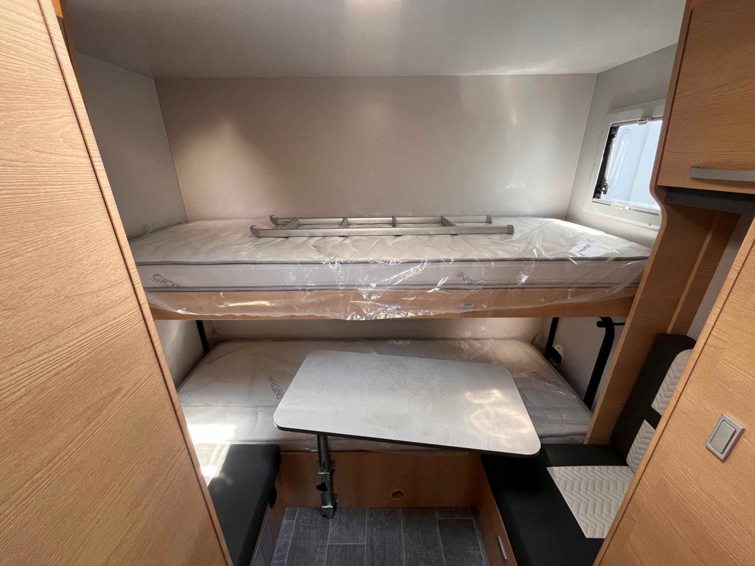 Antoine Caravanes et Camping Car GIOTTI LINE SIENA 396 Giottiline