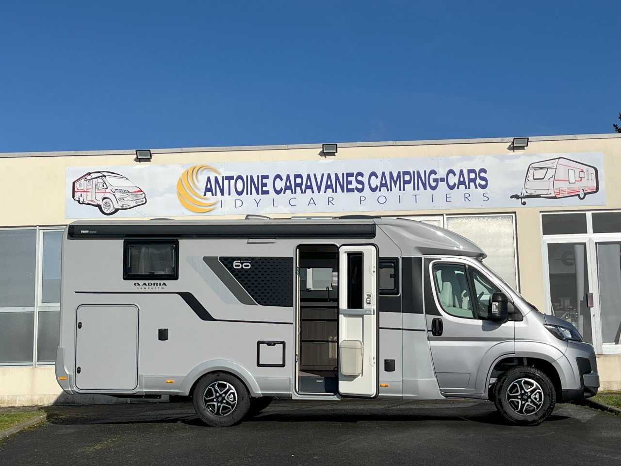 Antoine Caravanes et Camping Car - 
