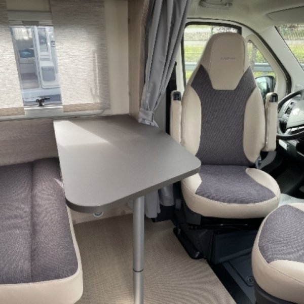 Antoine Caravanes et Camping Car Nexxo Van T 569 Burstner