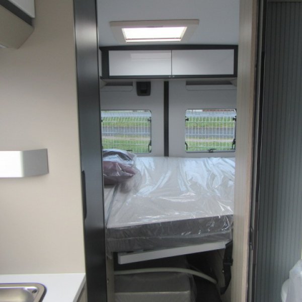 Antoine Caravanes et Camping Car TWIN PLUS 600 SPB Adria