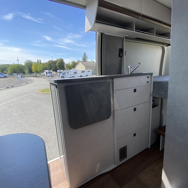 Antoine Caravanes et Camping Car SUMMIT 540 SHINE Possl