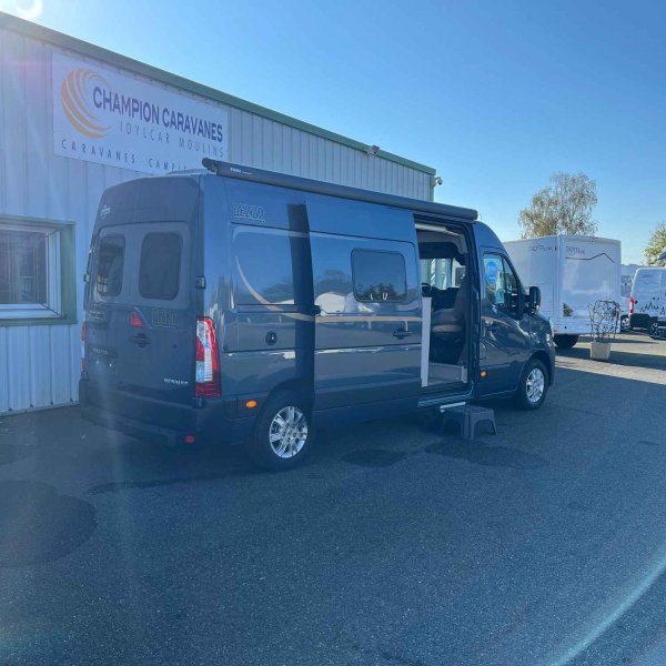 Antoine Caravanes et Camping Car DELFIN C 621 Burstner