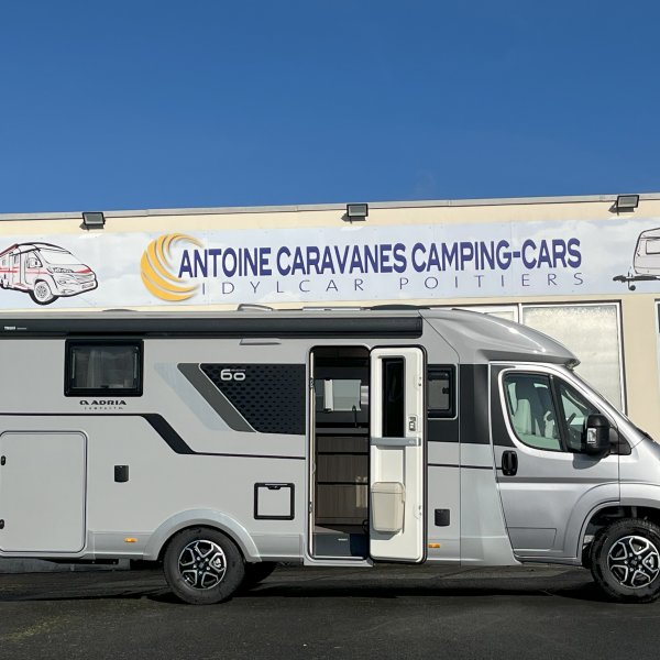 Antoine Caravanes et Camping Car COMPACT DL 60th anniversaire Adria