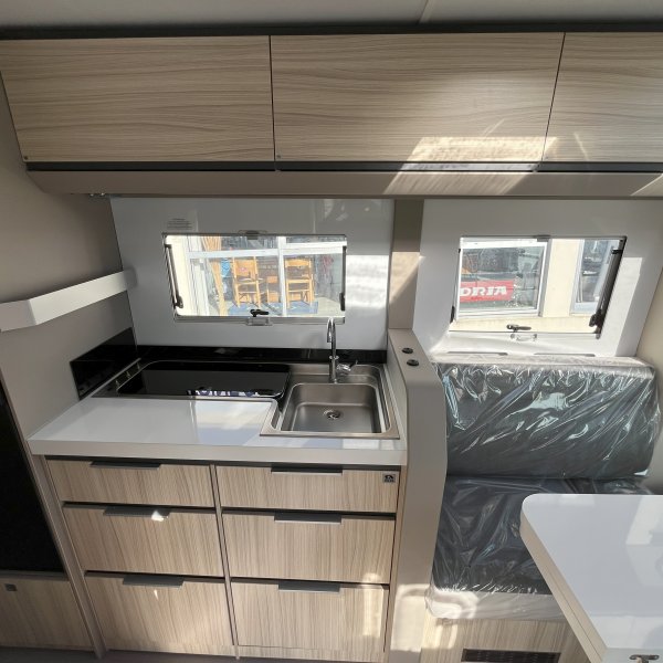Antoine Caravanes et Camping Car COMPACT DL 60th anniversaire Adria