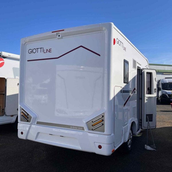 Antoine Caravanes et Camping Car 350 SIENA Giottiline
