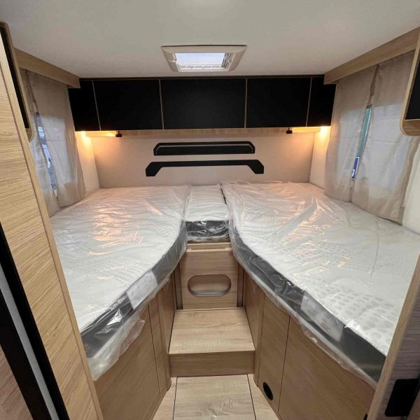Antoine Caravanes et Camping Car 337 ETAPE EDITION Challenger