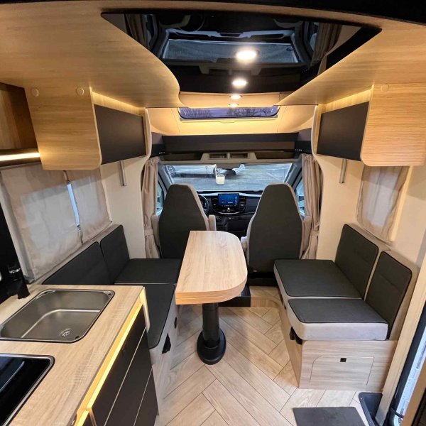 Antoine Caravanes et Camping Car 337 ETAPE EDITION Challenger