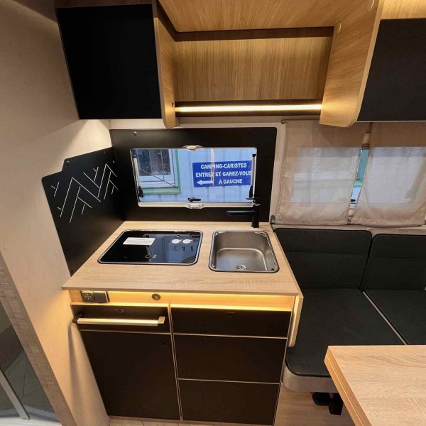 Antoine Caravanes et Camping Car 337 ETAPE EDITION Challenger