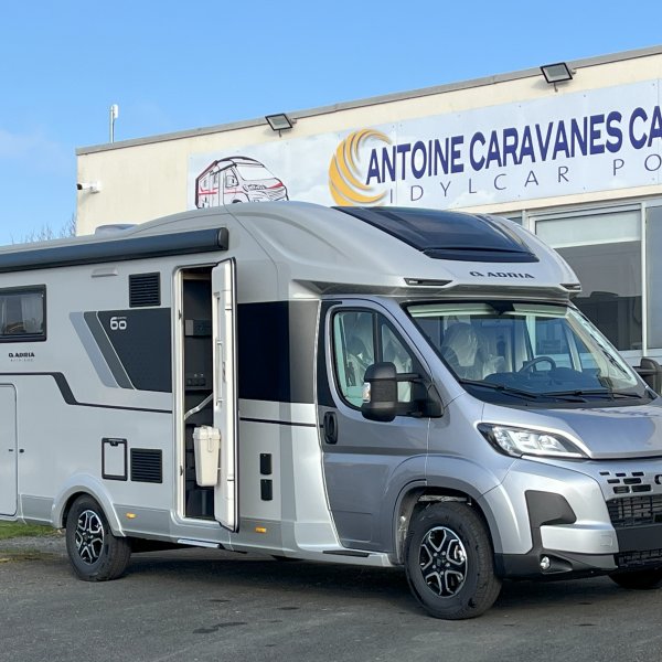 Antoine Caravanes et Camping Car MATRIX 650 DC 60th Adria