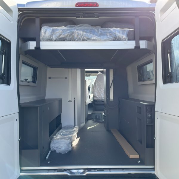 Antoine Caravanes et Camping Car TWIN SPORTS 640 SGX 60th Adria