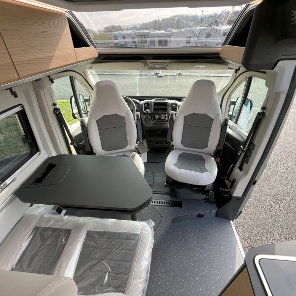 Antoine Caravanes et Camping Car TWIN SPORTS 640 SGX 60th Adria