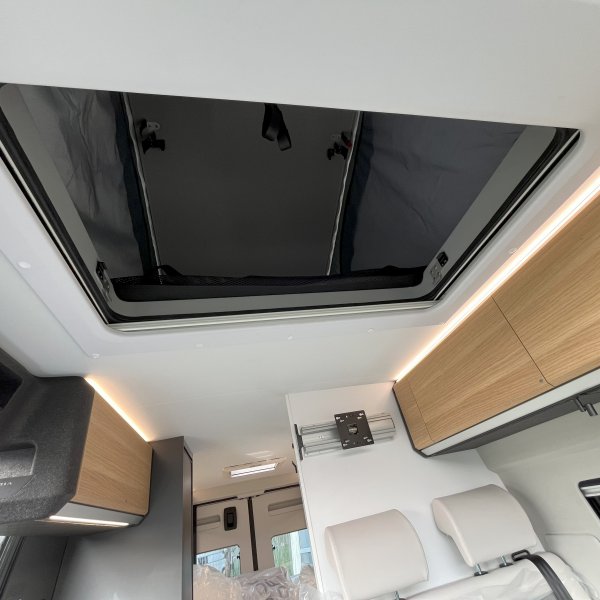 Antoine Caravanes et Camping Car TWIN SPORTS 640 SGX 60th Adria