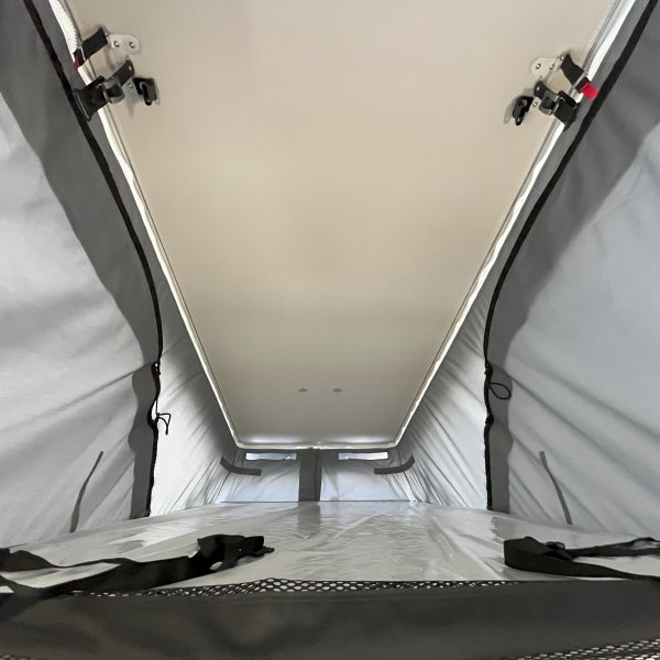 Antoine Caravanes et Camping Car TWIN SPORTS 640 SGX 60th Adria