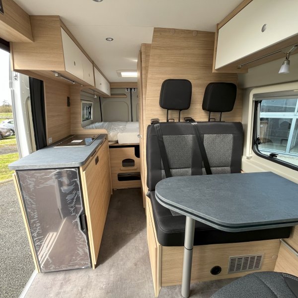 Antoine Caravanes et Camping Car ROADCAR R 640 Possl