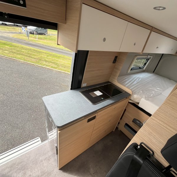 Antoine Caravanes et Camping Car ROADCAR R 640 Possl