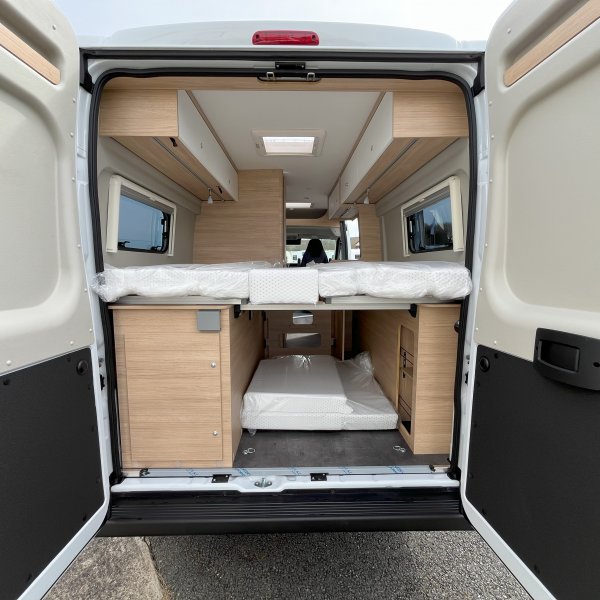 Antoine Caravanes et Camping Car ROADCAR R 640 Possl